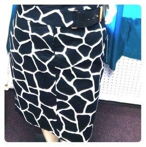 Brand New!! Michael Kors skirt, size 0